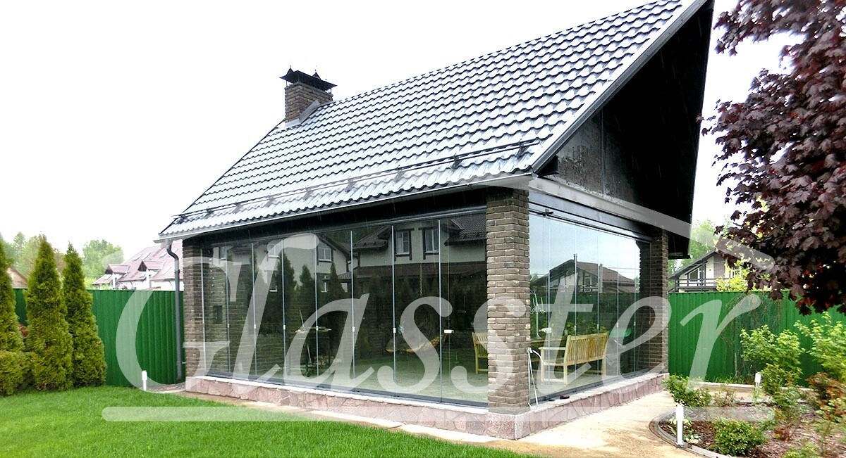 Остекление гриль-домика